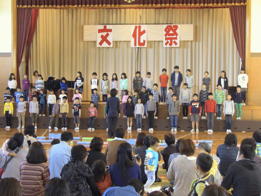小学校で文化祭